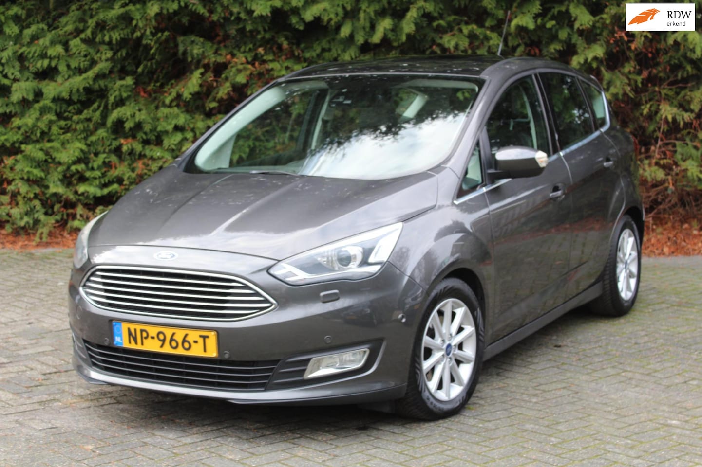 Ford C-Max - 2.0 TDCi Titanium 170PK Automaat | Parkeercamera | Navigatie | Trekhaak | Stuur/stoelverwa - AutoWereld.nl