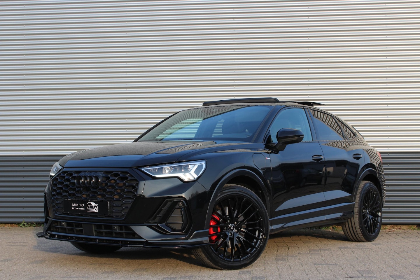 Audi Q3 Sportback - 45 TFSIe | 3x S-Line | Panoramadak | SONOS | Sfeerverlichting| Lane assist | Adaptive crui - AutoWereld.nl