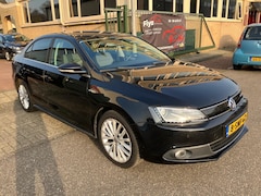 Volkswagen Jetta - 1.4 TSI Hybrid Highline met nieuwe Apk
