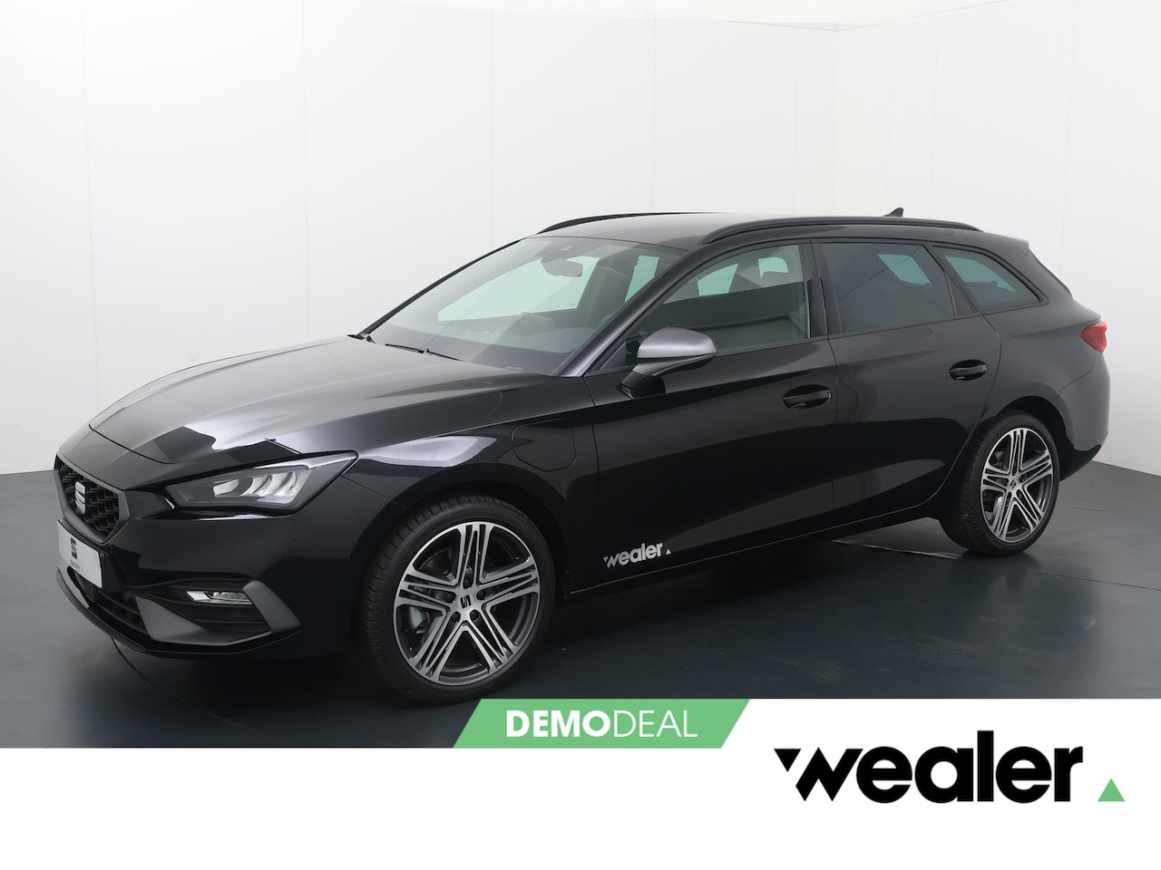 SEAT Leon Sportstourer - 1.5 TSI e-Hybrid 204pk DSG FR PHEV First Edition - AutoWereld.nl