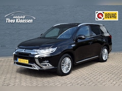 Mitsubishi Outlander - 2.4 PHEV Intense+ Afneembare trekhaak, Schuifdak, Apple carplay