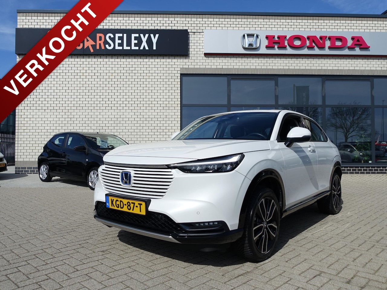 Honda HR-V - 1.5 i-MMD 131pk CVT Advance + 4 Seizoenenbanden - AutoWereld.nl