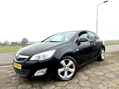 Opel Astra - 1.4 Turbo 5Drs Navi Scherm Airco Cruise Control Velgen