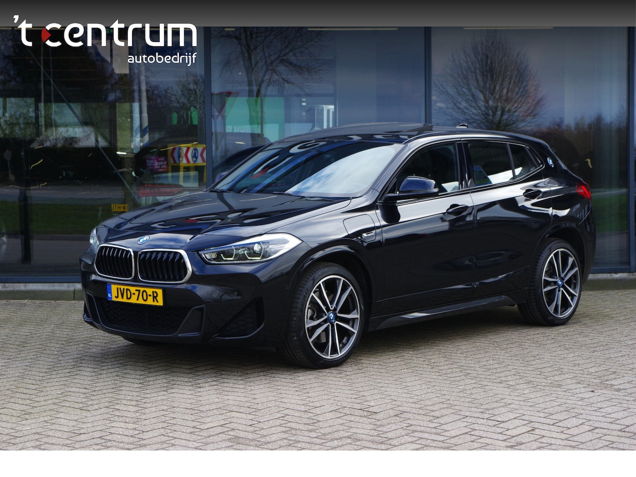 BMW X2 - xDrive25e 220 PK High Executive M-Sport PHEV, Panoramadak, LED, Camera - AutoWereld.nl