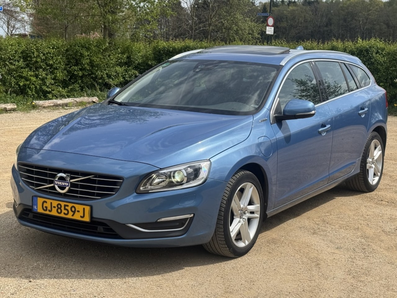 Volvo V60 - 2.4 D6 TwinEngine Summum *LEDER/NAVI/CAMERA - AutoWereld.nl