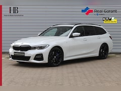 BMW 3-serie Touring - 318i M-Sport/Pano/Camera/Stuurverw/Carplay