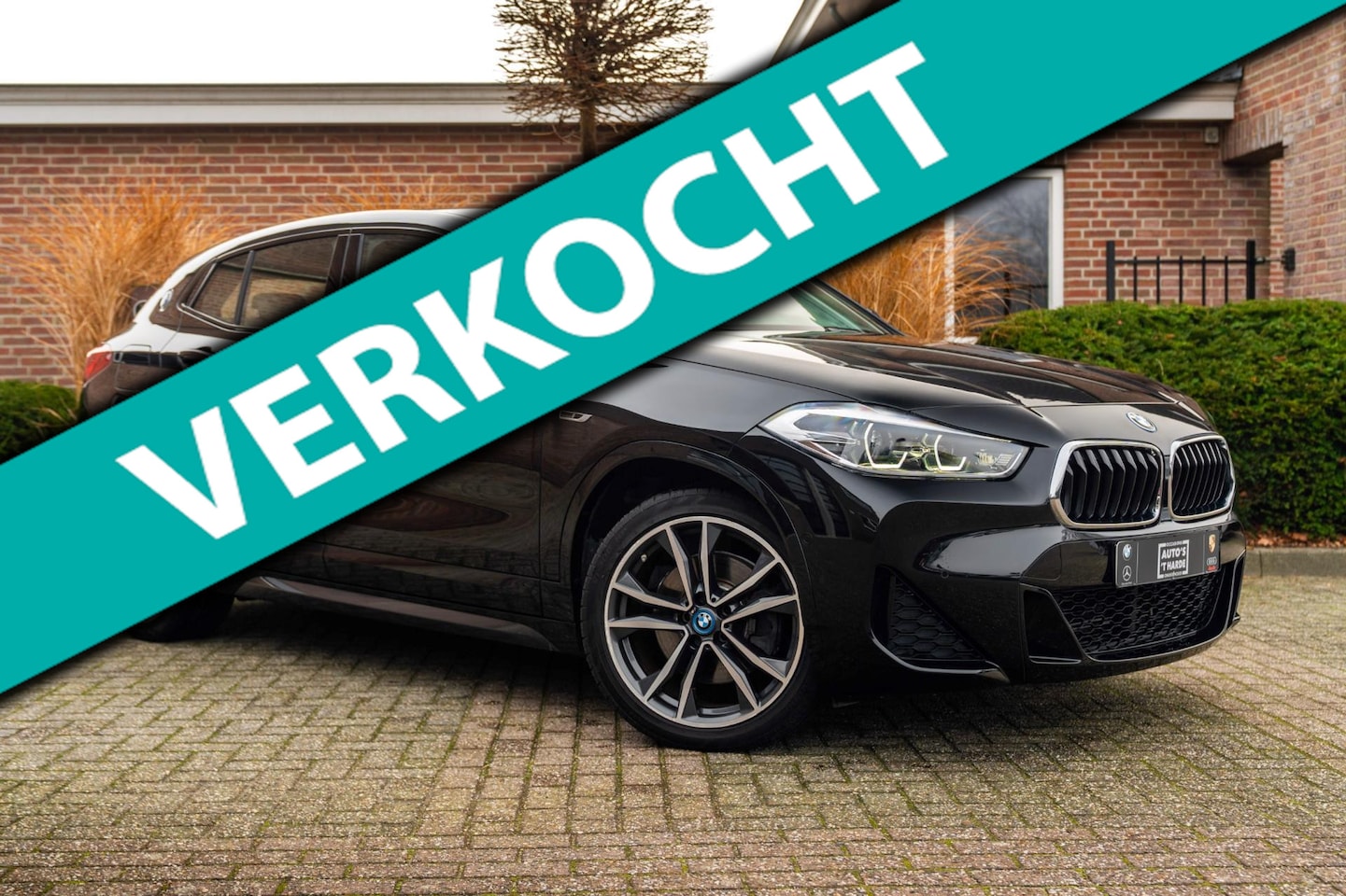 BMW X2 - XDrive25e Executive M-Sport 220 PK Dealer o.h Head-Up Camera Leder LED 19'' - AutoWereld.nl