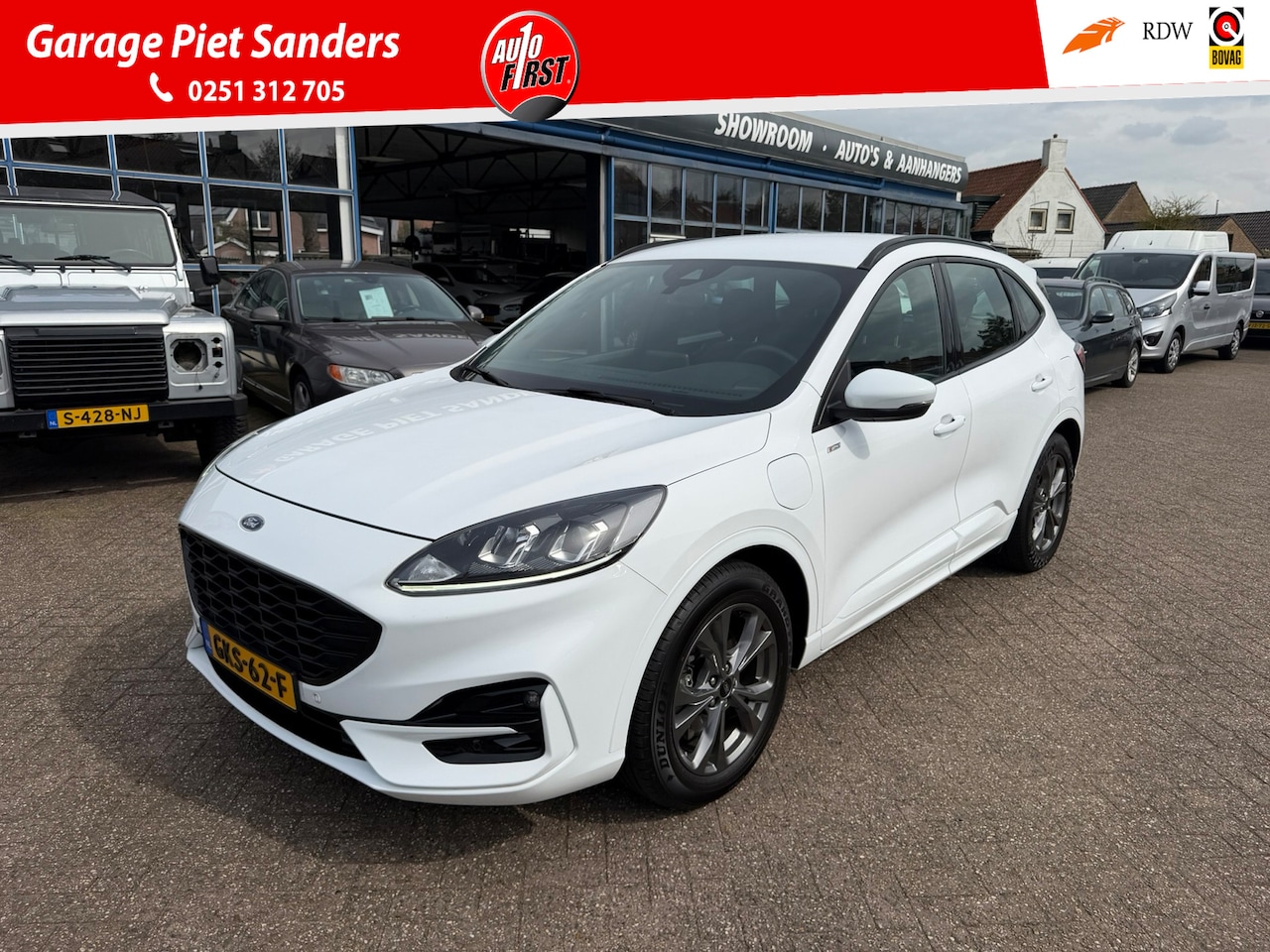 Ford Kuga - 2.5 PHEV ST-Line I Stoel/Stuur Verw. I Keyless I goed onderhouden - AutoWereld.nl
