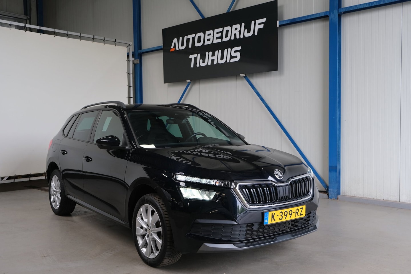 Skoda Kamiq - 1.0 TSI Sport Business - N.A.P. Airco, Cruise, PDC, Carplay. - AutoWereld.nl
