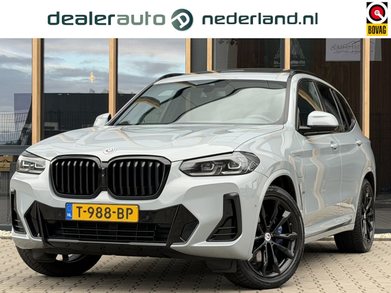 BMW X3 - xDrive30e High Executive |M SPORT |PANO | 360 Camera | MEMORY - AutoWereld.nl