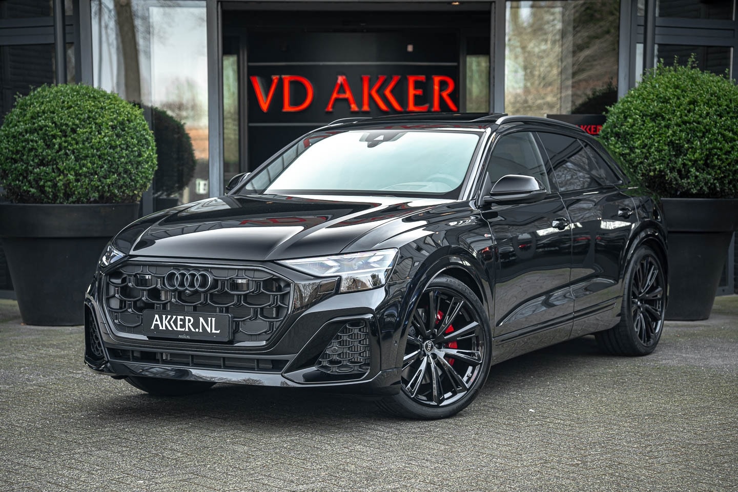 Audi Q8 - 60 TFSI e NP 171K Vierwielsturing | Massage | Head-up | 360° Camera | B&O 3D | 23 Inch - AutoWereld.nl