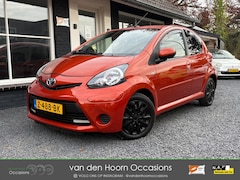 Toyota Aygo - 1.0 Dynamic Orange AIRCO | LED | 5DRS | EL RAMEN