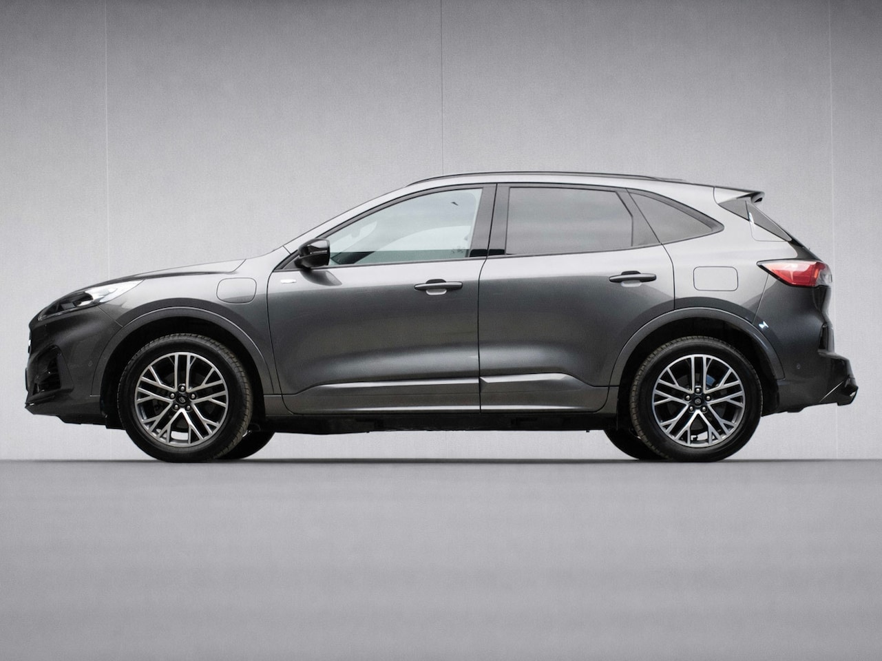 Ford Kuga - 2.5 PHEV ST-Line X Sport (APPLE CARPLAY,NAVI,CAMERA V/A,PDC,STOEL/STUUR VERWARMING,GETINT, - AutoWereld.nl
