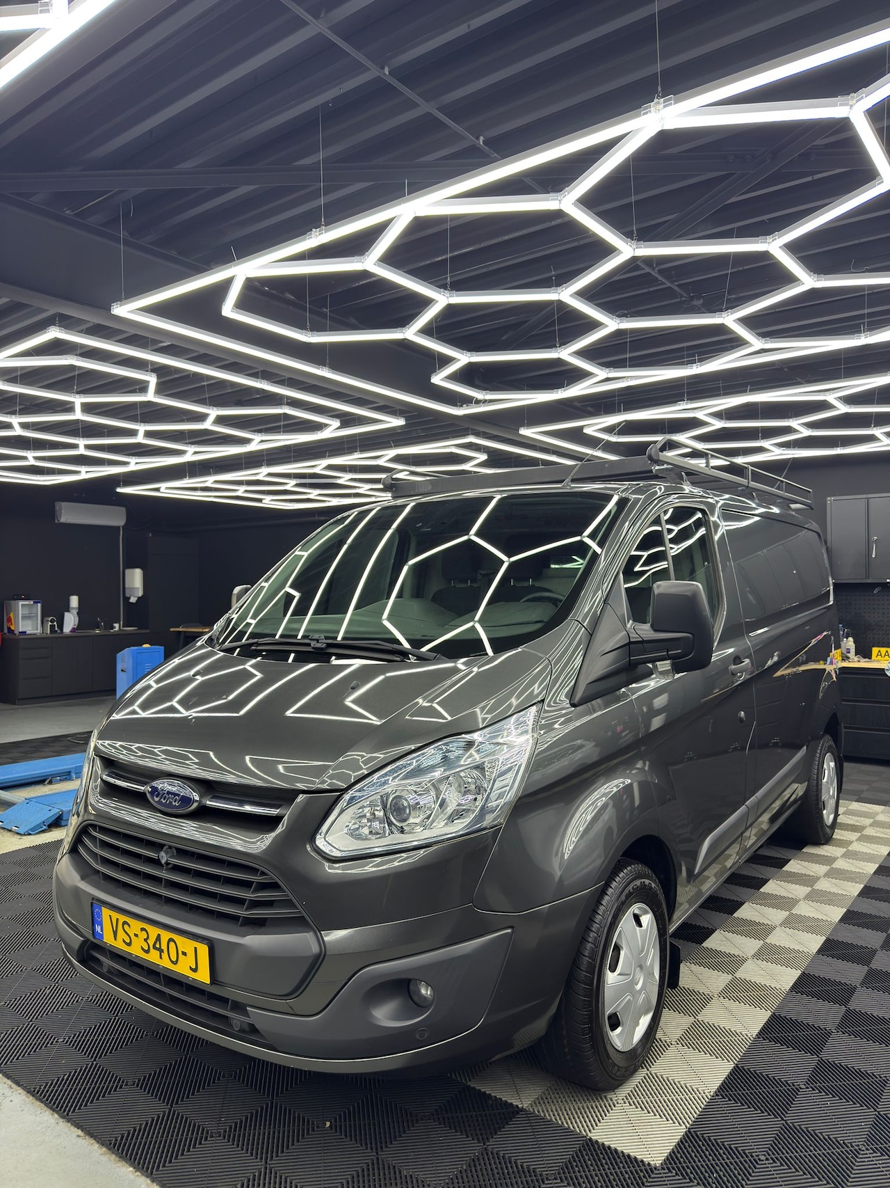 Ford Transit Custom - 270 2.2 TDCI L1H1 Trend - AutoWereld.nl