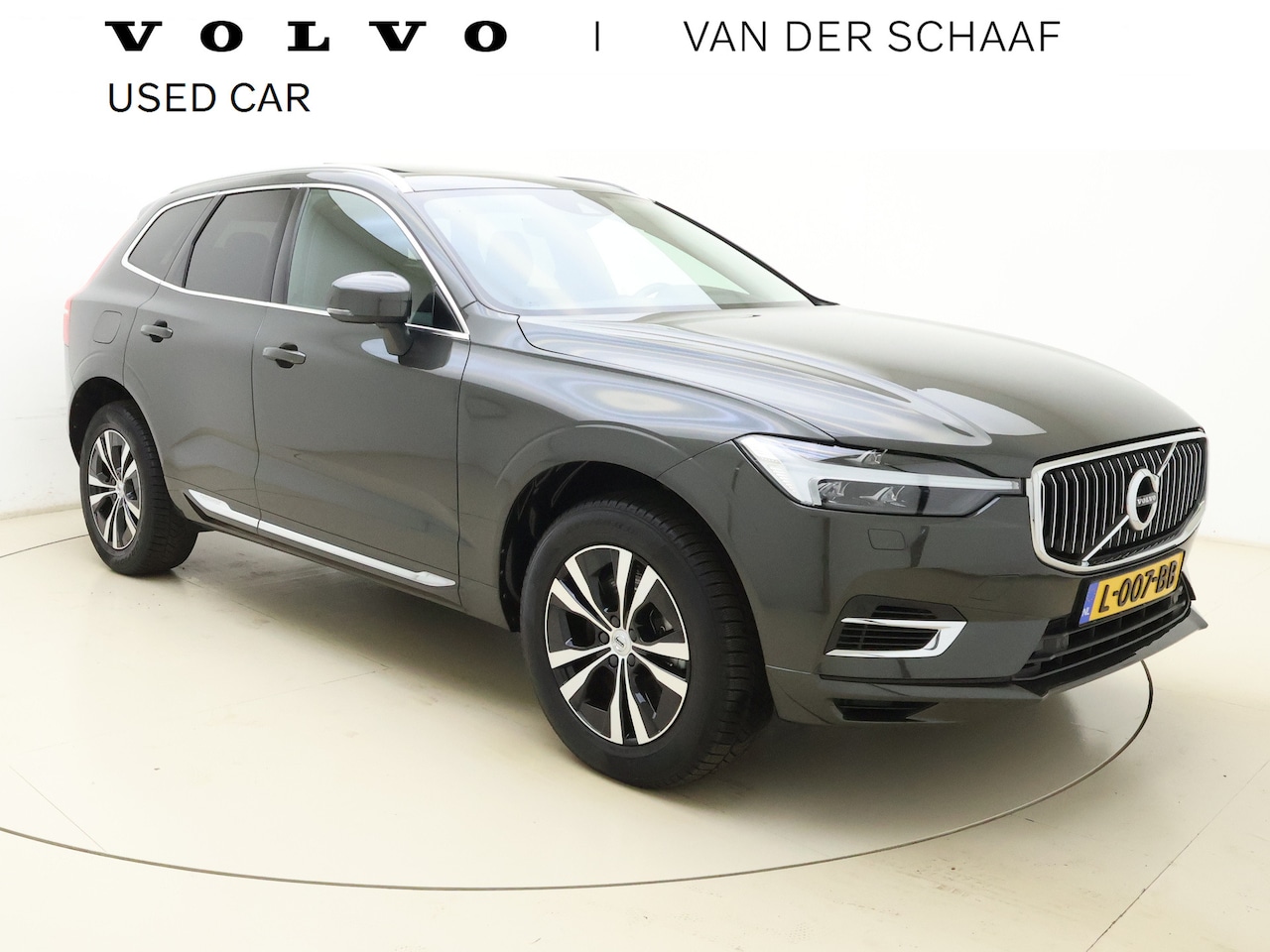 Volvo XC60 - T8 390pk AWD Inscription / Harman Kardon audio / Panorama dak / Trekhaak / BLIS / Keyless - AutoWereld.nl
