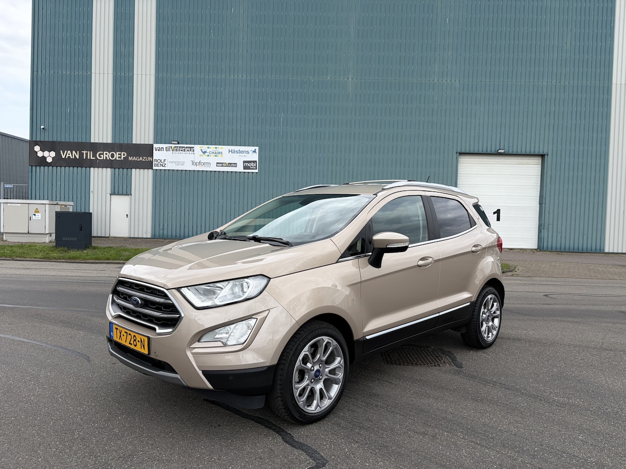 Ford EcoSport - 1.0i EcoBoost Titanium 6-Bak 126 PK. Prachtige auto van de tweede eigenaar !!! - AutoWereld.nl