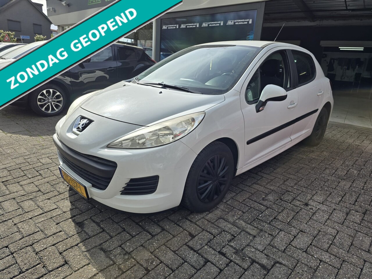 Peugeot 207 - 1.4 XR | INRUILKOOPJE | APK TOT 11-08 | AIRCO | GAAT ZO MEE | - AutoWereld.nl