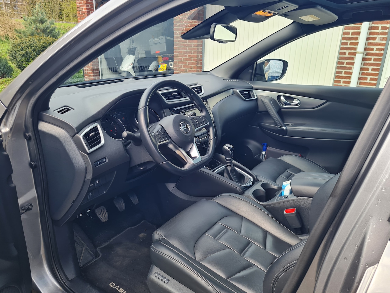 Nissan Qashqai - 1.3 Tekna + - AutoWereld.nl