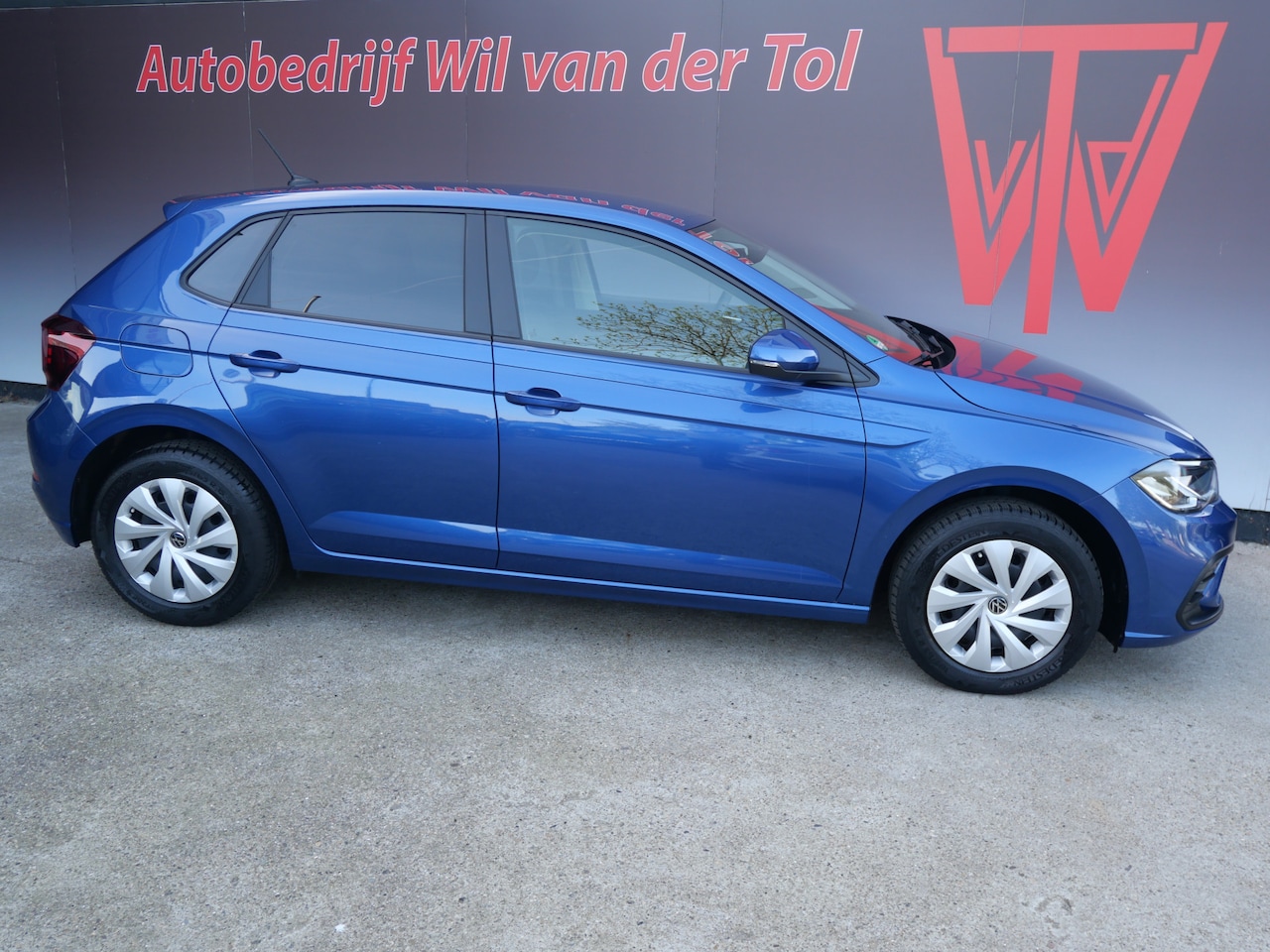 Volkswagen Polo - 1.0 LIFE | CARPLAY | LED | PDC V+A | ALL-SEASON | 1e EIG | FABRIEKSGARANTIE!! - AutoWereld.nl