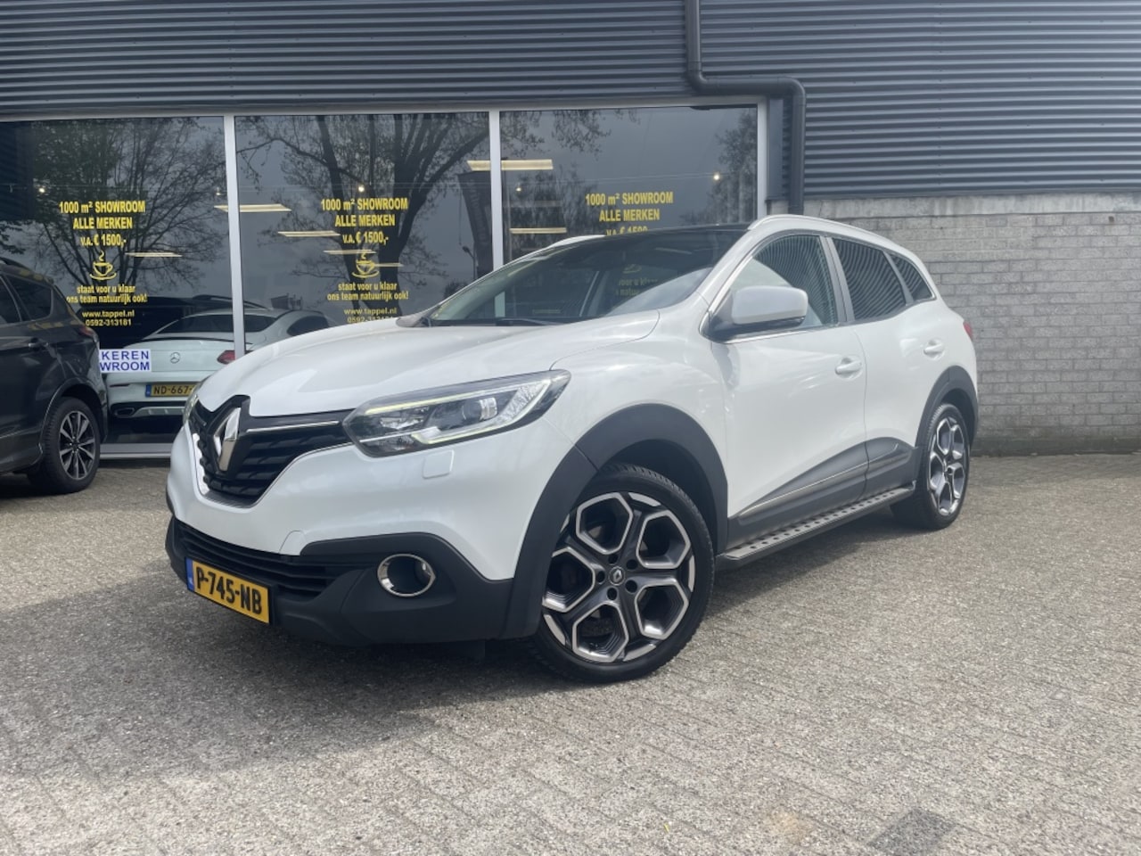 Renault Kadjar - 1.2 TCe Bose Trekhaak/Pano/Stoelverwarming/Carplay - AutoWereld.nl