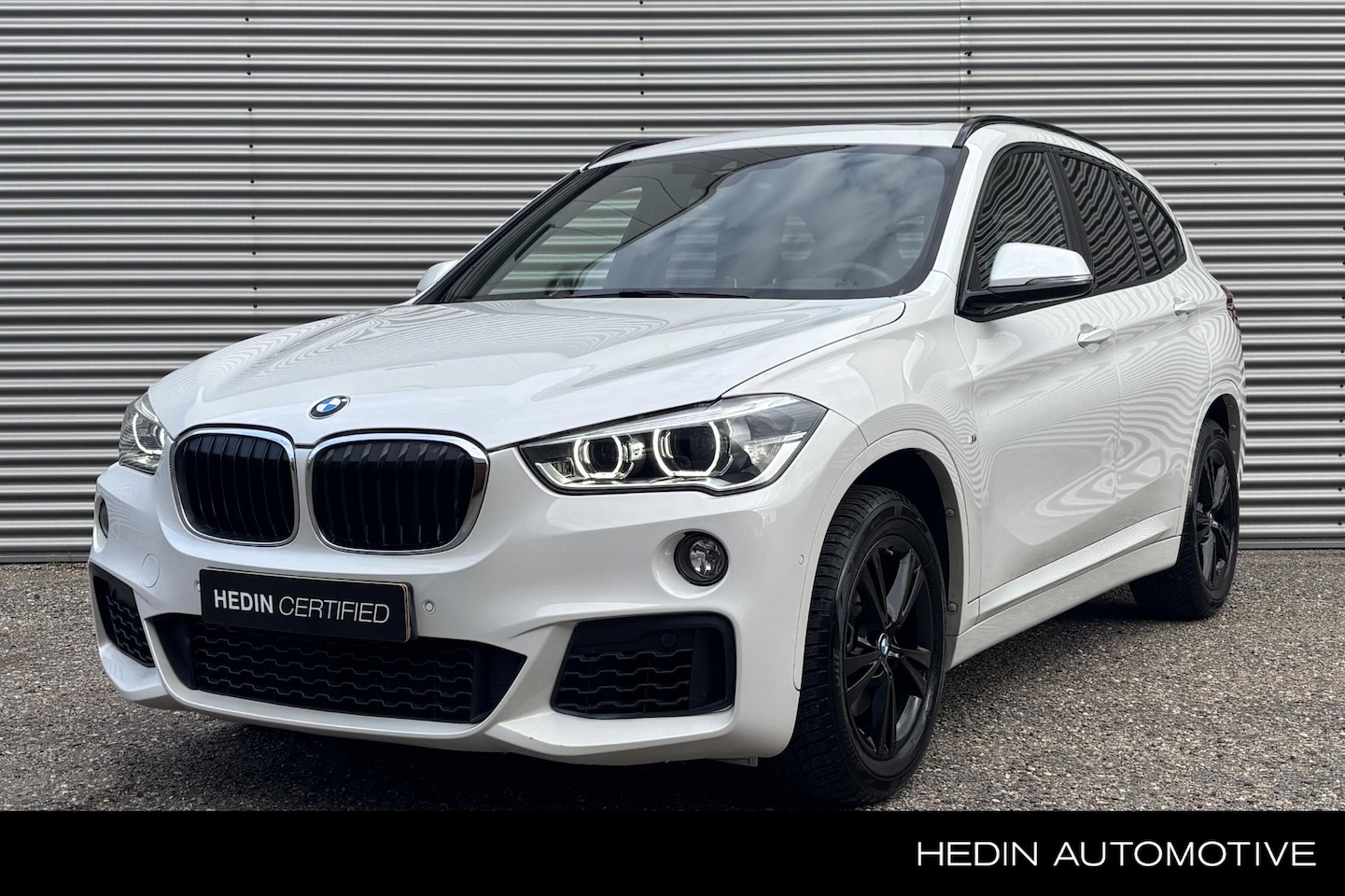 BMW X1 - sDrive18i Executive / Nederlandse Auto / Unieke Kilometerstand / electrisch Schuifdak / Zo - AutoWereld.nl