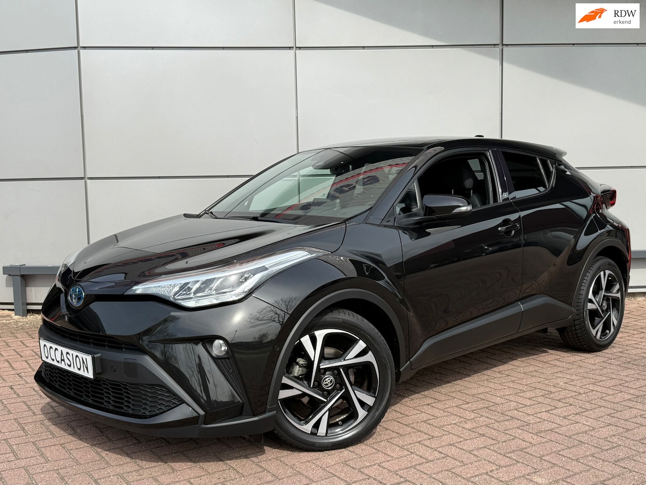 Toyota C-HR - 1.8 Hybrid Dynamic | Navi | Half leer | Stoelverwarming | Clima | - AutoWereld.nl