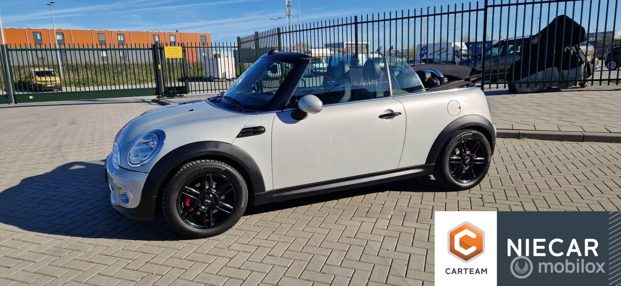 MINI Cabrio - 1.6 Cooper Chili NAVI/LEER/PDC/VOL - AutoWereld.nl