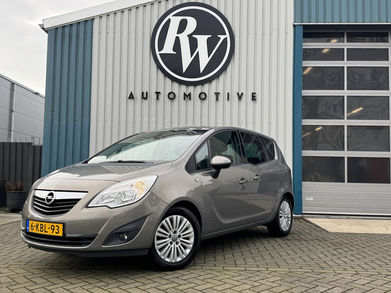 Opel Meriva - 1.4 Cosmo Ecc / Lm velg / Cruise / Trekhaak / Org NL Auto / Zeer goed onderhouden!!! - AutoWereld.nl