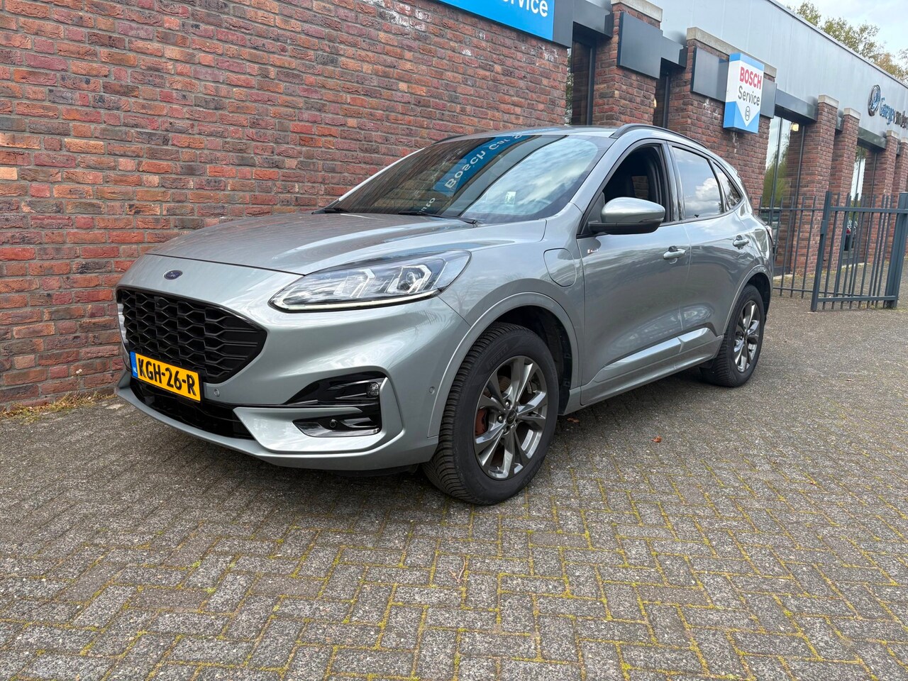 Ford Kuga - 2.5 PHEV ST-Line X | Adaptieve Cruise | B&O audio|Winterpakket|Trekhaak - AutoWereld.nl