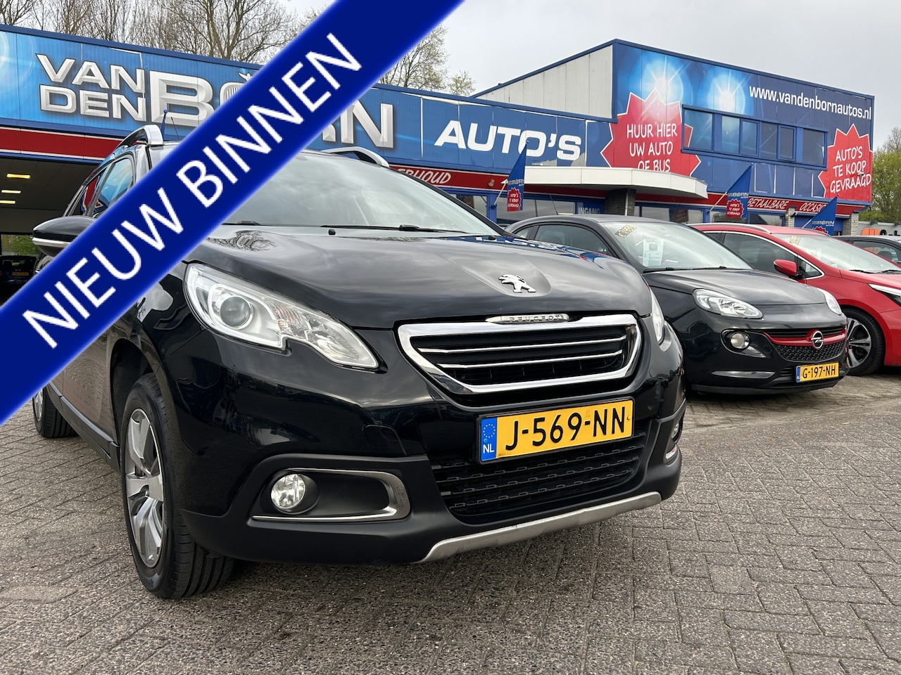 Peugeot 2008 - 1.2 PureTech Allure Airco Cruise Navi 6 mnd Grantie - AutoWereld.nl