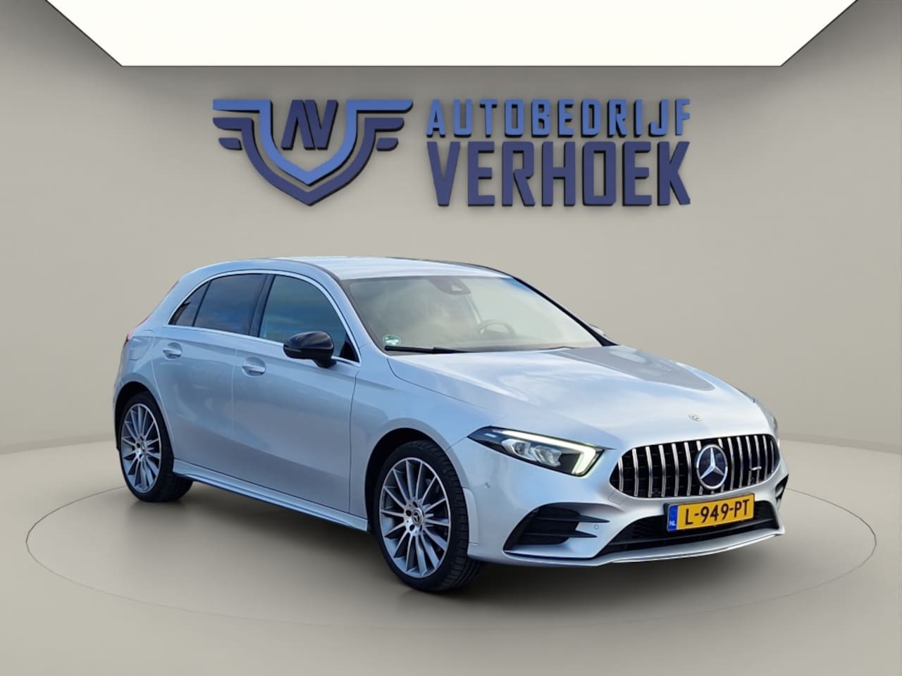 Mercedes-Benz A-klasse - 250 e AMG Burmester - Sfeerverlichting - Carplay - AutoWereld.nl