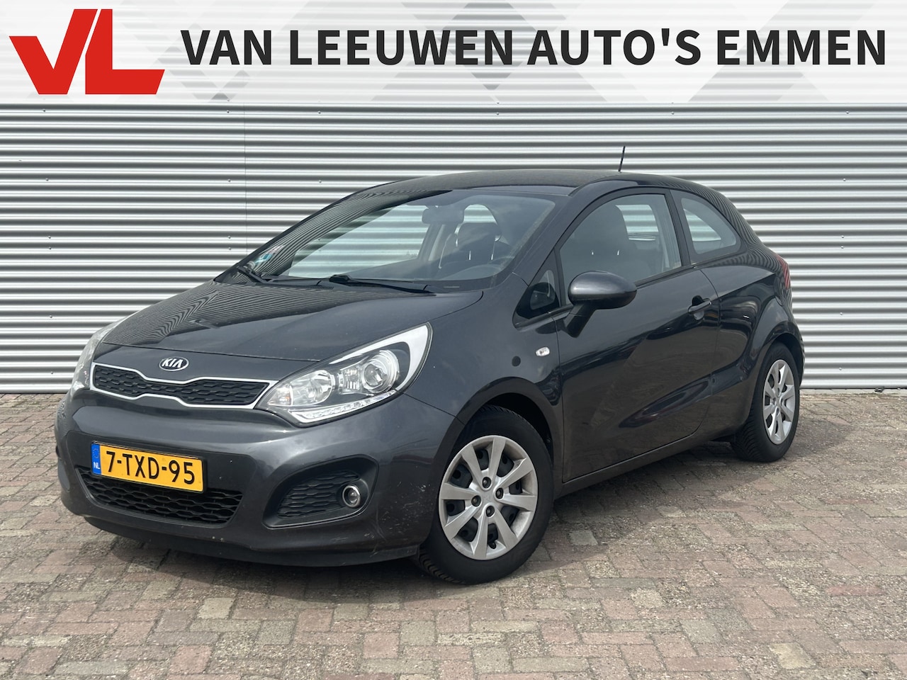 Kia Rio - 1.2 CVVT BusinessLine | Nieuw Binnen! | Airco | Trekhaak | Rijklaar - AutoWereld.nl