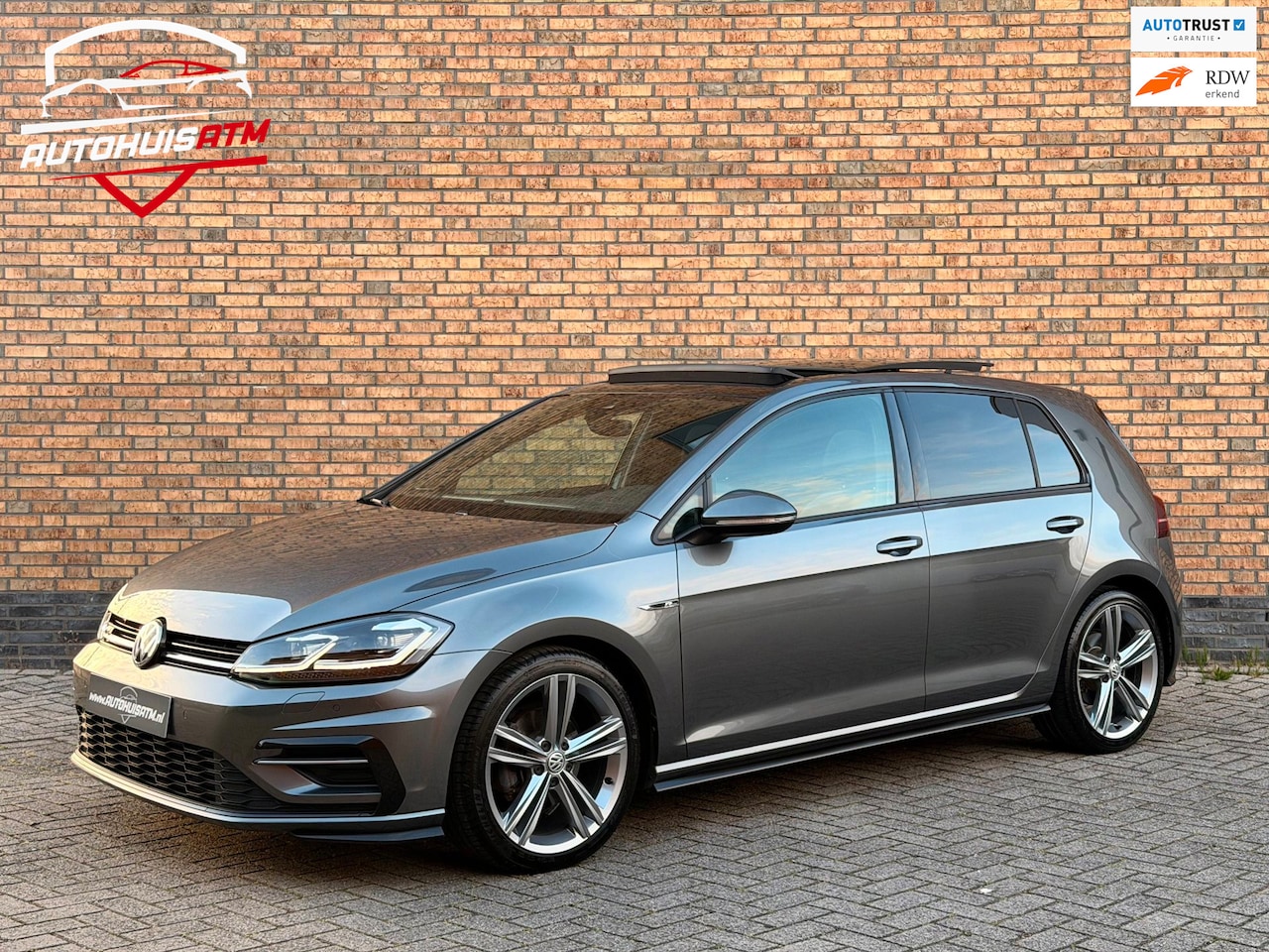 Volkswagen Golf - 1.5 TSI 3x R-line Pano Dsg Virtual Dyn Led Blind Acc - AutoWereld.nl
