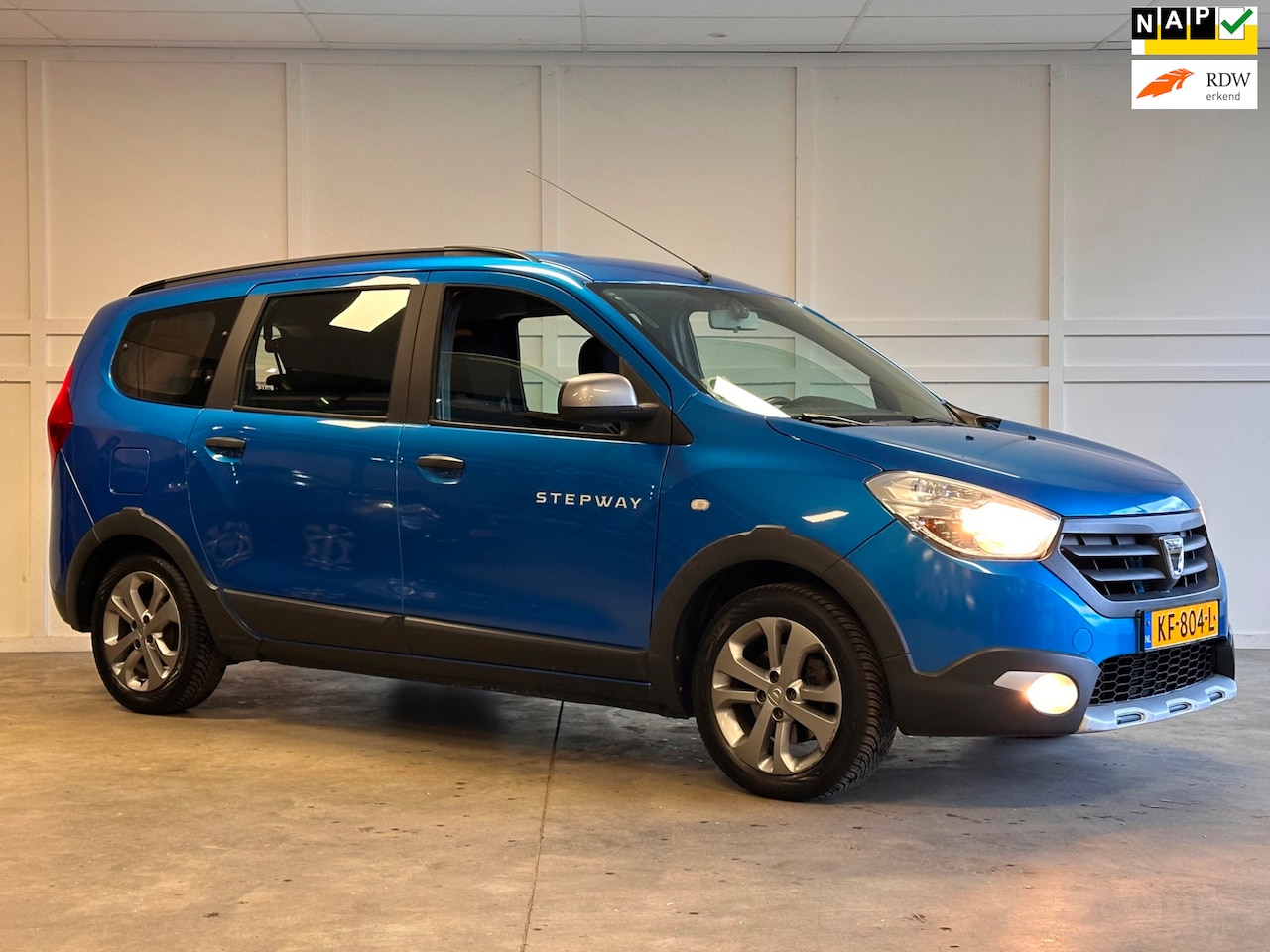 Dacia Lodgy - 1.2 TCe Stepway 7 Persoons / Camera / 91.612 KM NaP - AutoWereld.nl
