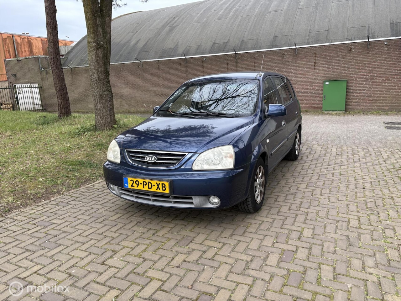 Kia Carens - 1.8-16V EX 1.8-16V EX - AutoWereld.nl