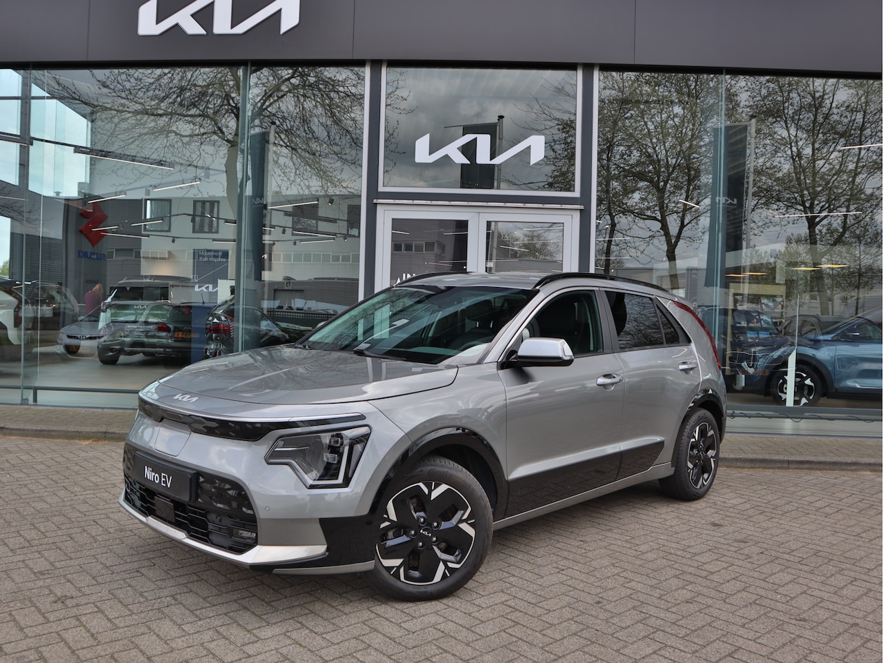 Kia Niro EV - DynamicPlusLine 64.8 kWh | Navigatie | Camera | Stoel/Stuurverwarming | ECC-Airco | Tot 10 - AutoWereld.nl