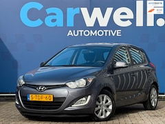 Hyundai i20 - 1.2i i-Deal |Airco|Navi|Bleutooth|ISOFIX|ElektrischeRamen|NieuweAPK|