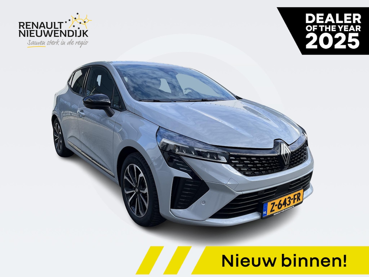 Renault Clio - 1.6 E-Tech Full Hybrid 145 techno / CAMERA 360 / TREKHAAK /  PARKEERSENSOREN VOOR EM ACHTE - AutoWereld.nl