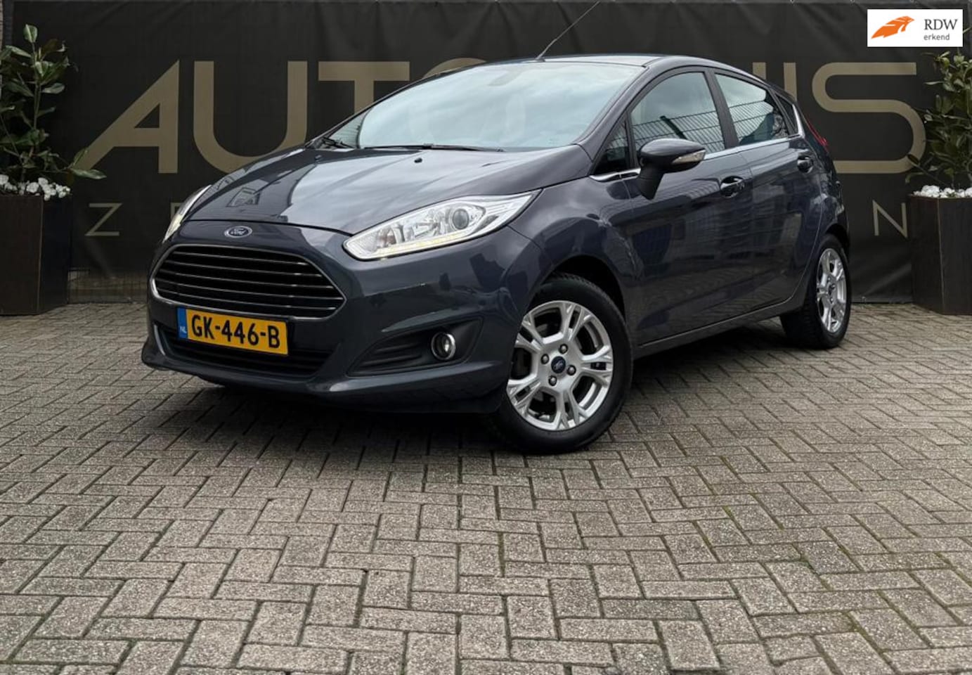 Ford Fiesta - 1.0 Titanium*Trekhaak*Elektr.ramen*Airco* - AutoWereld.nl