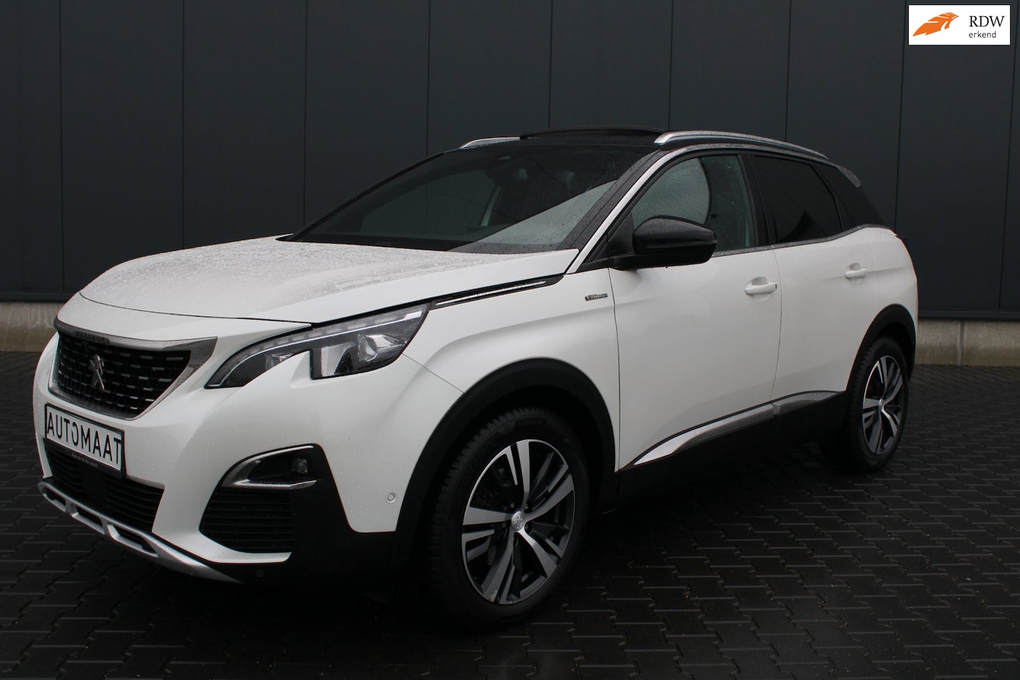 Peugeot 3008 - 1.6 e-THP GT Line TREKHAAK SCHUIFDAK STOELVERWARMING KUIPSTOELEN - AutoWereld.nl