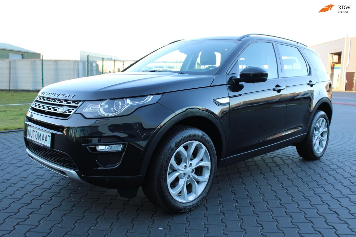 Land Rover Discovery Sport - 2.0 Si4 4WD HSE Luxury 2.0 Si4 4WD HSE Luxury - AutoWereld.nl