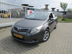 Toyota Avensis Wagon - 1.6 VVTi Comfort