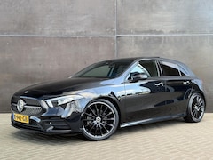 Mercedes-Benz A-klasse - 200 Premium Plus | AMG-pakket | Pano-dak | Widescreen | Ambi light | sportstoelen | 19 inc