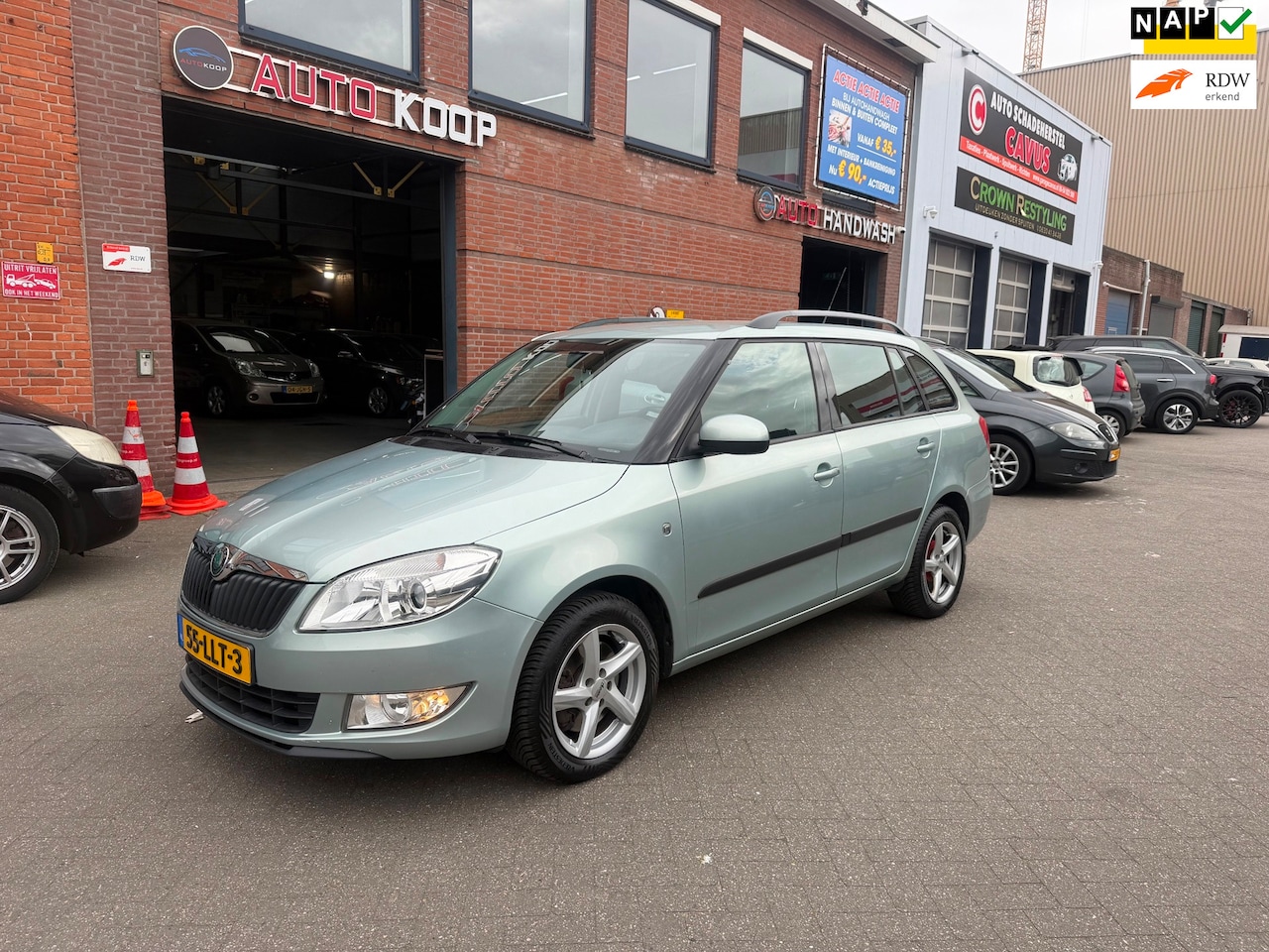 Skoda Fabia Combi - 1.2 TSI Ambition 105pk Cruise Trekhaak NAP - AutoWereld.nl