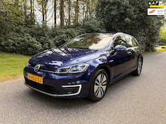 Volkswagen e-Golf - E-DITION Warmtepomp / Navi / Bi Xenon / Led