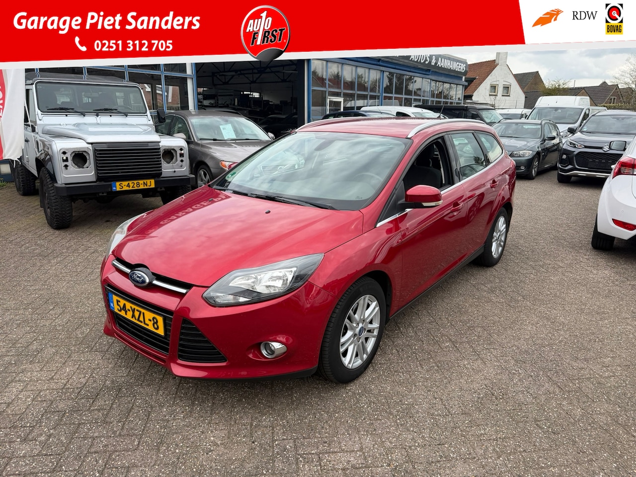 Ford Focus Wagon - 1.6 EcoBoost Titanium I Trekhaak I Clima I Cruise I NL-Auto I Voorruitverw. - AutoWereld.nl