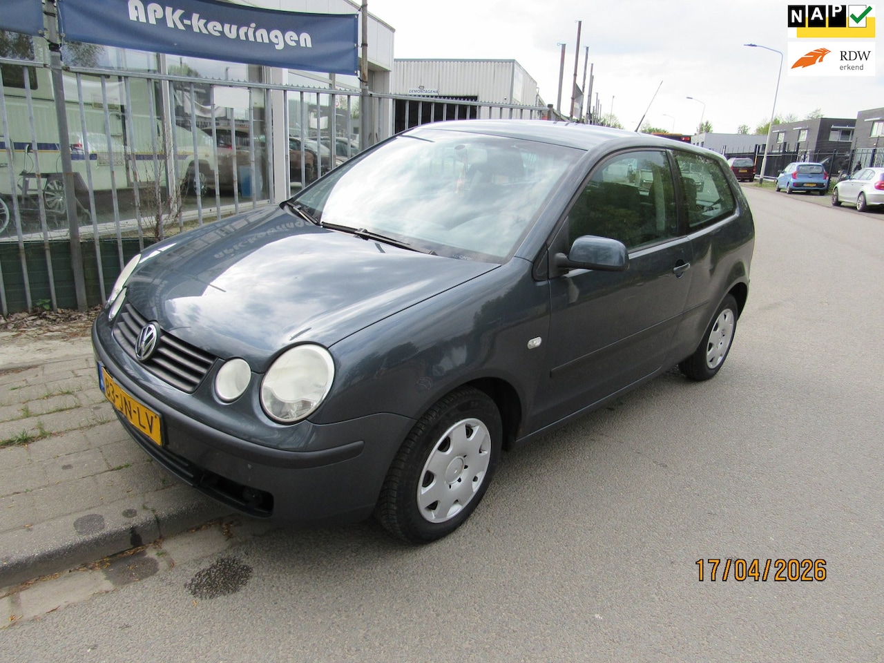Volkswagen Polo - 1.2-12V Comfortline 1.2-12V Comfortline - AutoWereld.nl