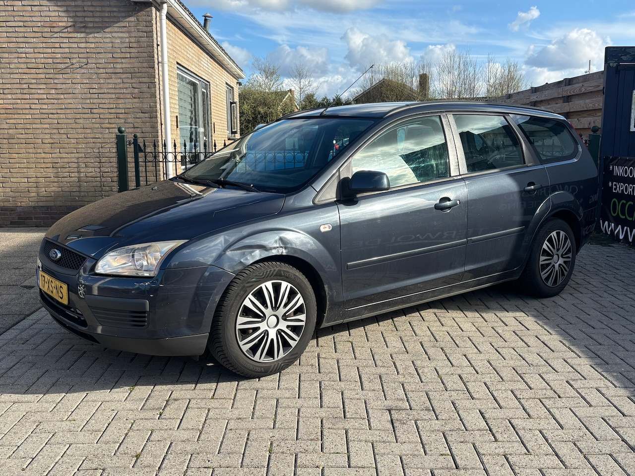 Ford Focus Wagon - 1.6-16V Trend | rijd schakelt goed enkel zo meenemen | airco | - AutoWereld.nl