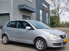 Volkswagen Polo - 1.4-16V Turijn 3 deurs 75 pk