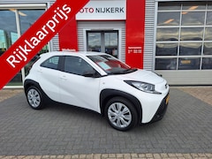 Toyota Aygo X - 1.0 VVT-i MT Play